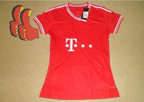 Camisa Feminina Bayern de Munique